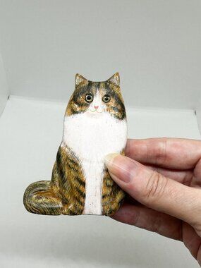 Vintage Wood Painted Tabby Cat Figurine Shelf Sitter Folk Art Carved